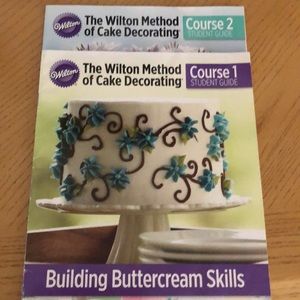 Wilton Cake Decorating books. (4)